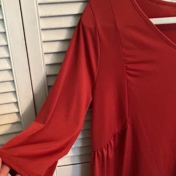 Red 3/4 Sleeve Blouse - Picture 2 of 4